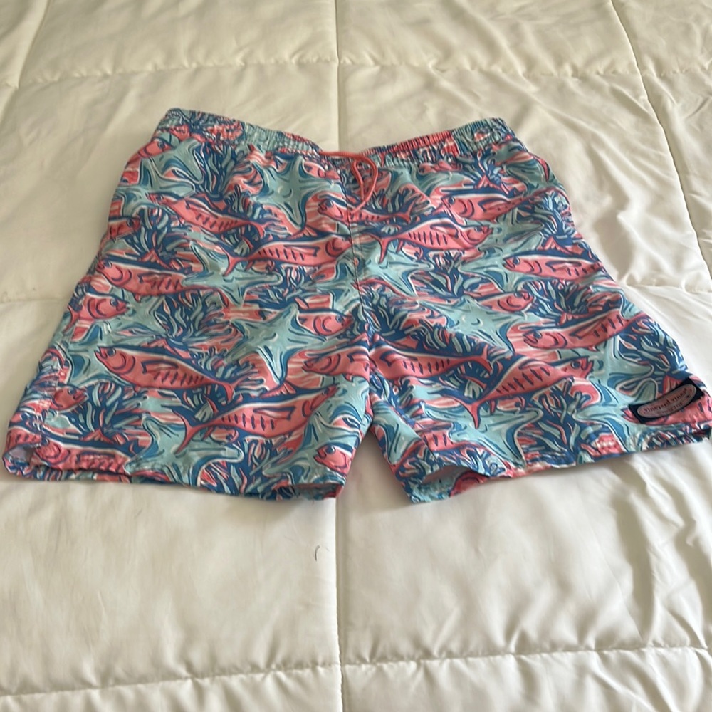 Vineyard Vines XL boys swim trunks